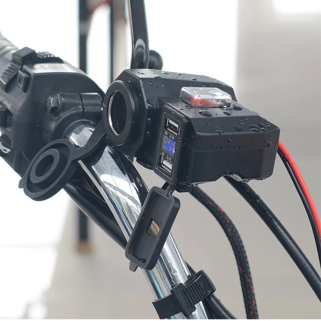 Multifunkční zásuvka // RAPTOR CHARGER 2xUSB 4,2A na motorku a čtyřkolku