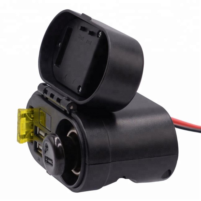 Retro zásuvka na motorku 12V 2x USB Voltmetr, Vypínač, Hodiny